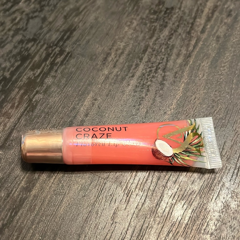 VS Victoria’s Secret Lip Gloss Coconut Craze